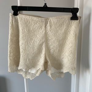 ZARA lace shorts with side zip and waist elastic